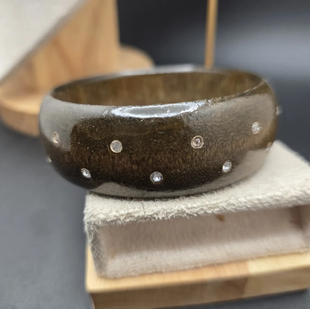 Elegant Brown Bangle with Silver Accents (2290)